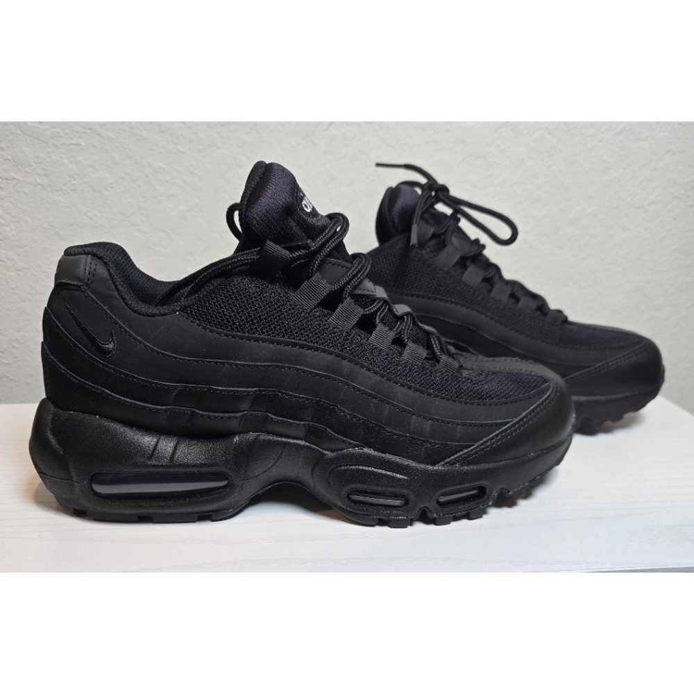 Nike Air Max 95 Triple Black Brand New 6.5 6.5y Ot Womens 8